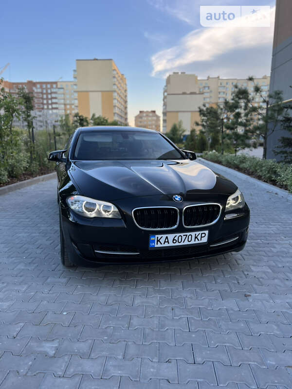 2012 bmw 520i