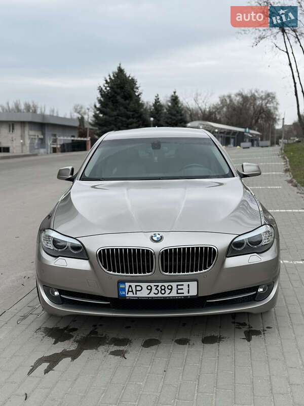 2012 bmw 520i