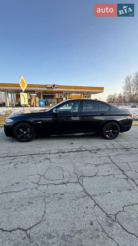 2012 bmw 520i