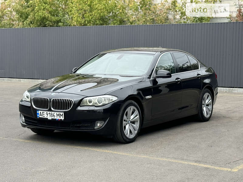 2012 bmw 520i