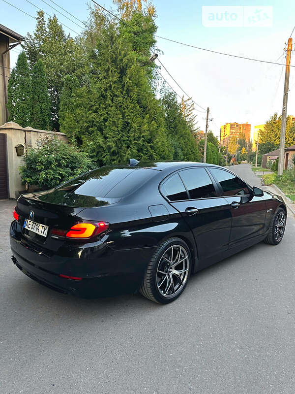 2011 bmw 528