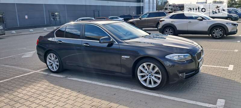 2012 bmw 528i