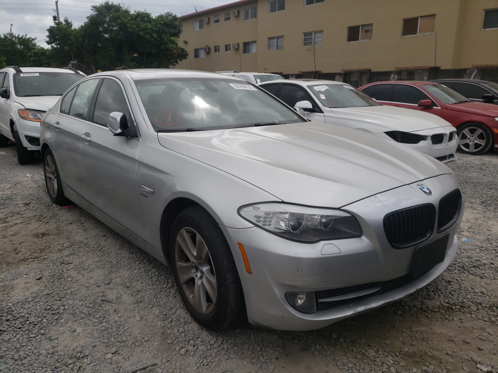 2011 bmw 528 xi