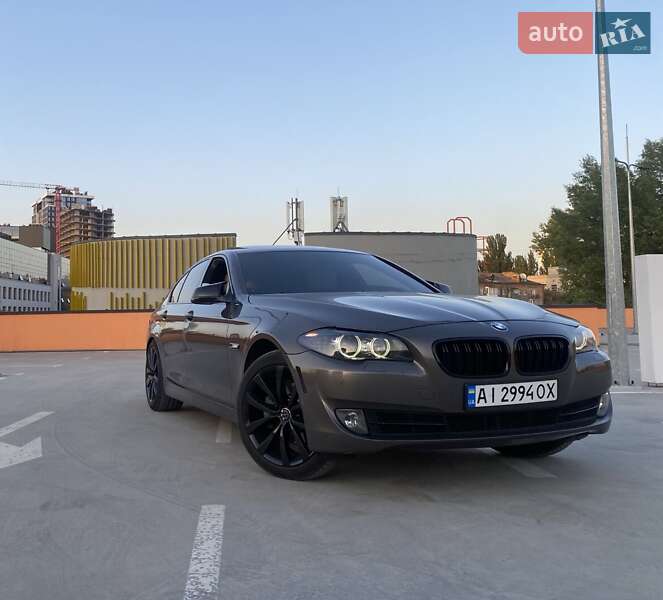 2011 bmw 528i