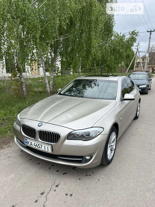 2011 bmw 528i