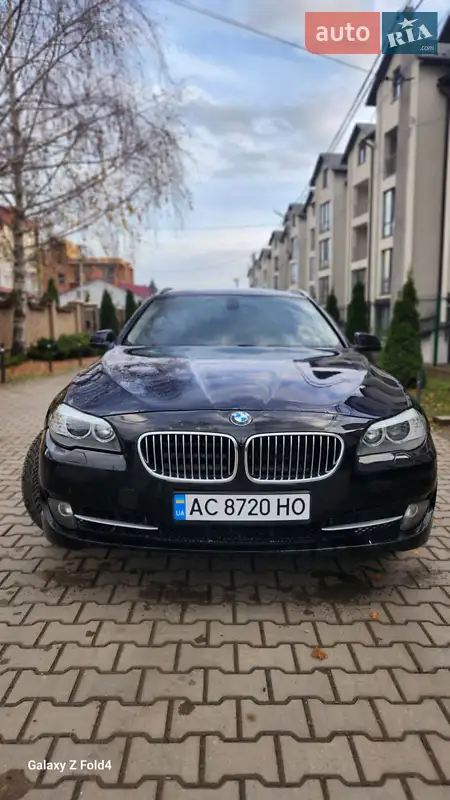 2011 bmw 520i