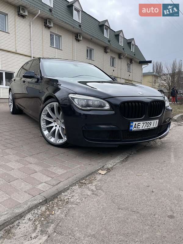 2013 bmw 740