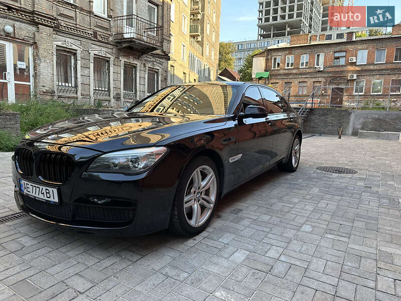 2013 bmw 740 li