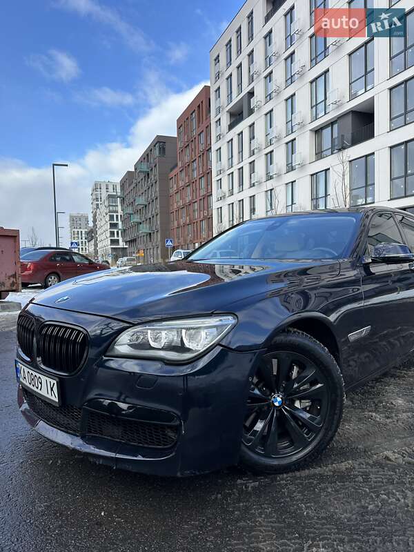 2013 bmw 750 li