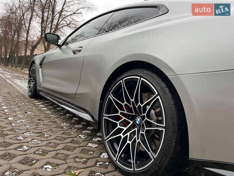 2022 BMW M4