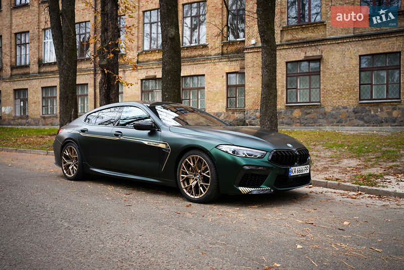2019 bmw m8