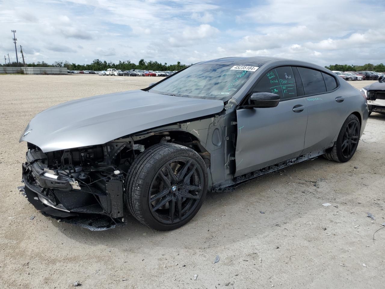 2023 bmw m8