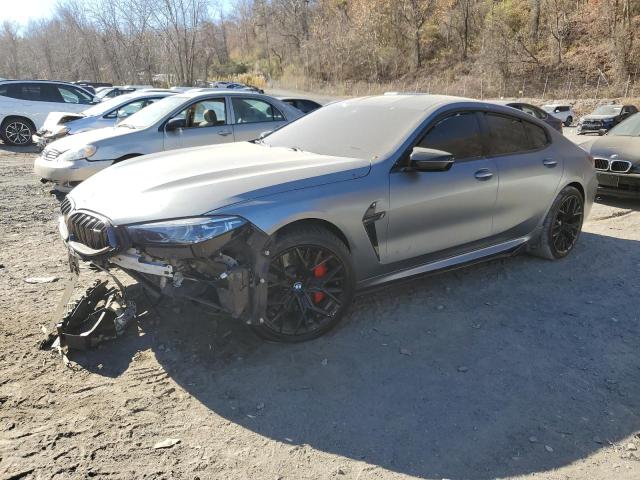 2022 bmw m8