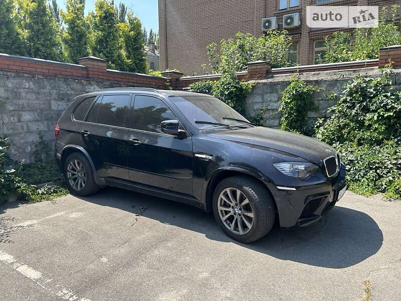 2010 bmw x5 m