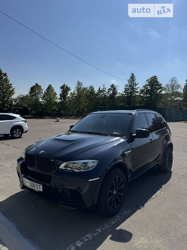 2010 bmw x5 m