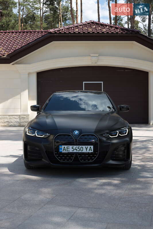 2023 bmw i4 m50
