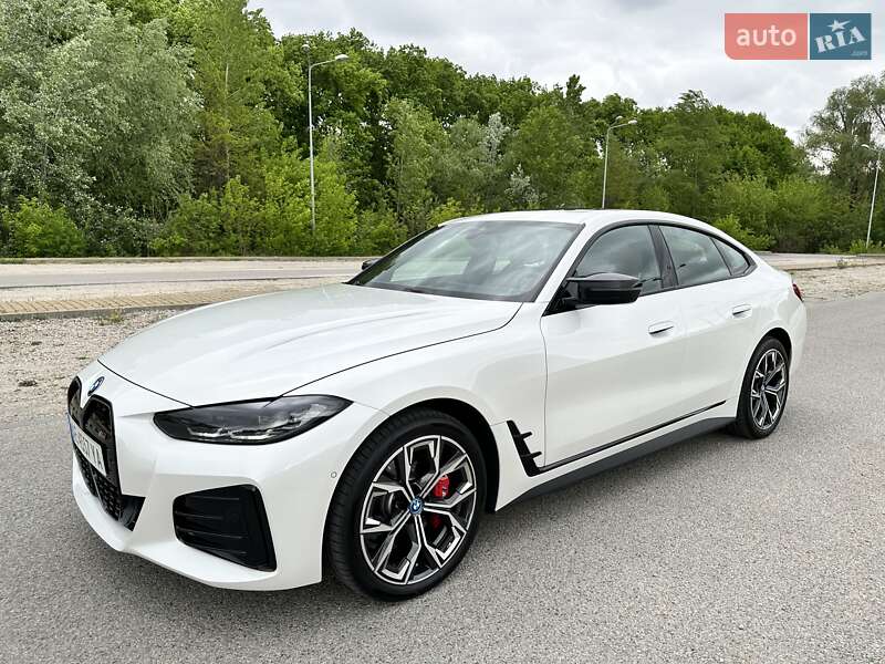 2022 bmw i4