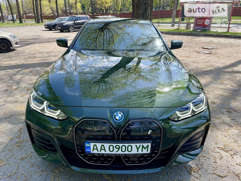 2023 bmw i4