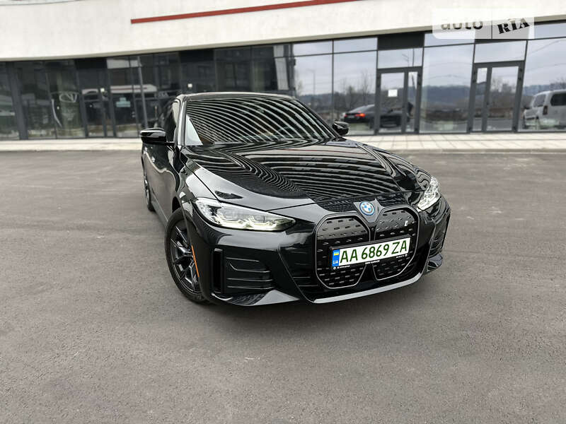 2023 bmw i4