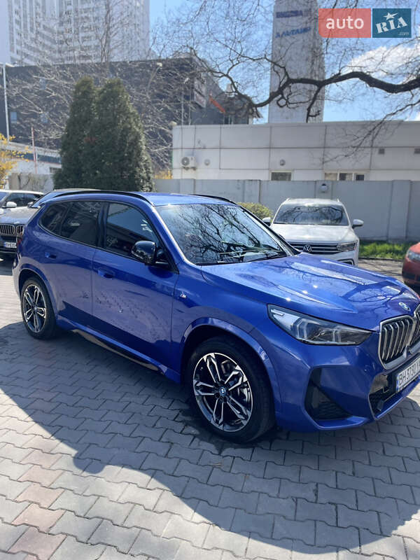 2023 bmw ix1