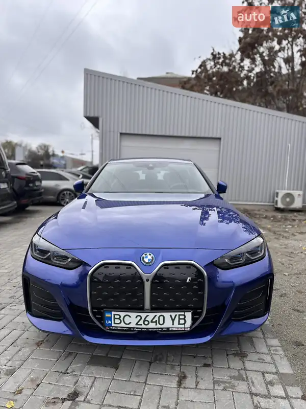 2022 bmw i4