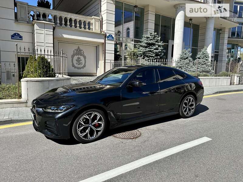 2022 bmw i4