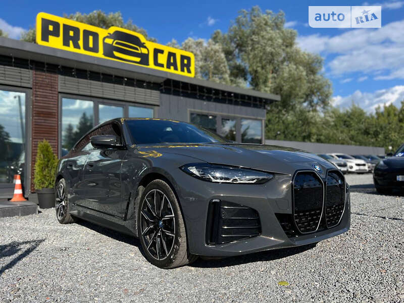 2022 bmw i4