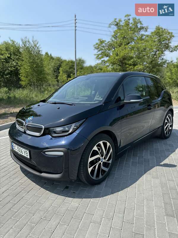 2022 bmw i3