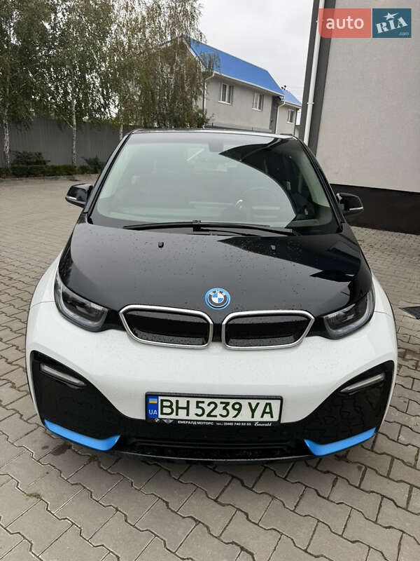 2022 bmw i3s