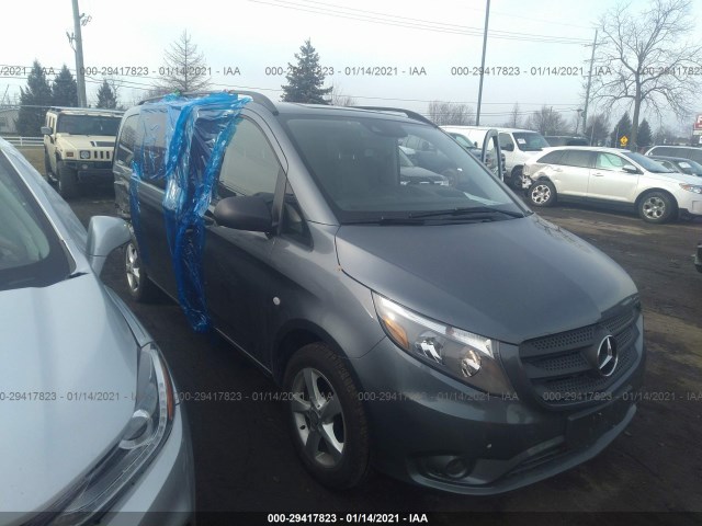 2016 mercedes-benz metris passenger van