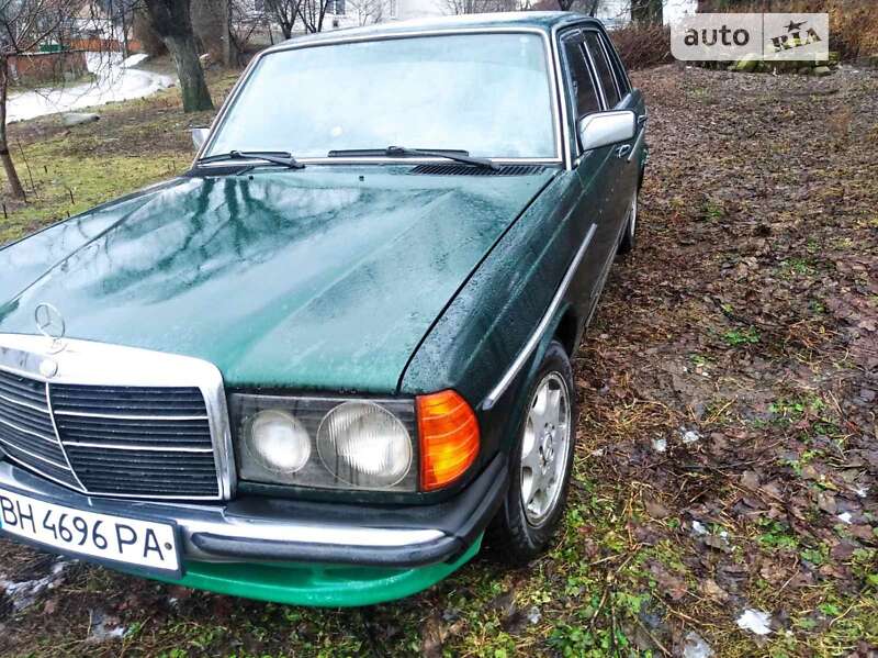 1982 mercedes-benz 200d