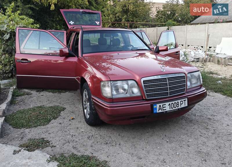 1994 mercedes-benz e 220t