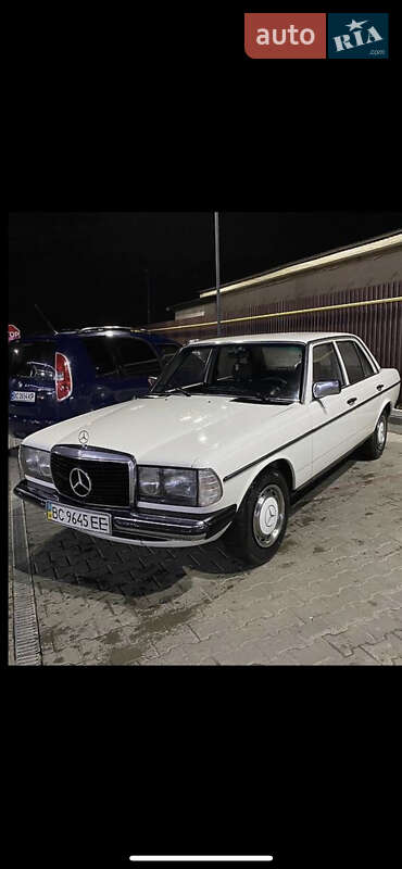 1982 mercedes-benz 240 d