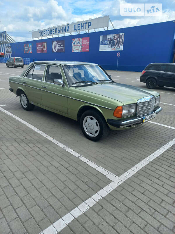 1984 mercedes-benz 240 d