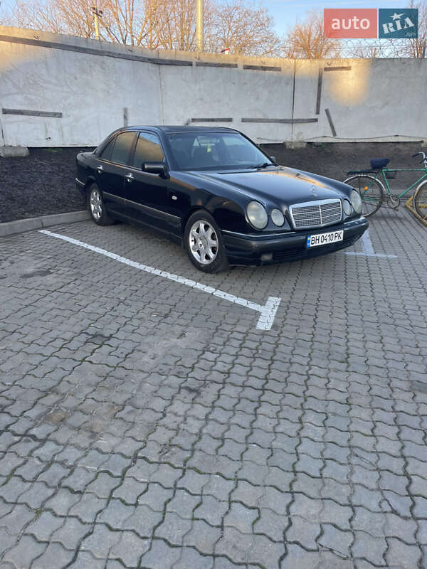 1999 mercedes-benz e-class