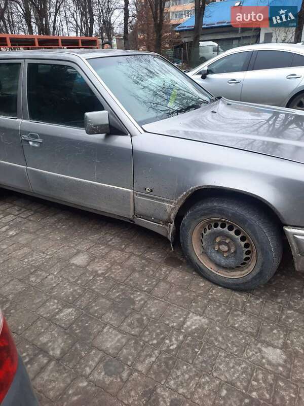 1995 mercedes-benz e 200