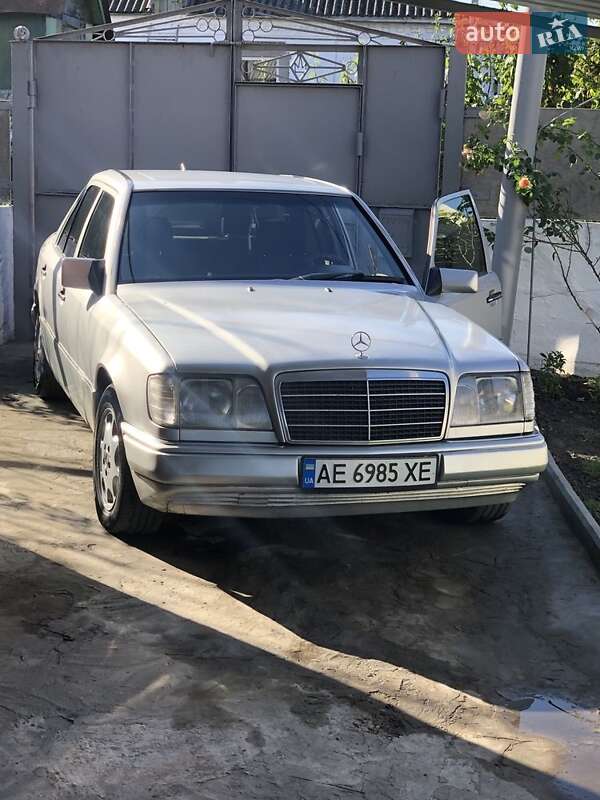 1993 mercedes-benz e-class