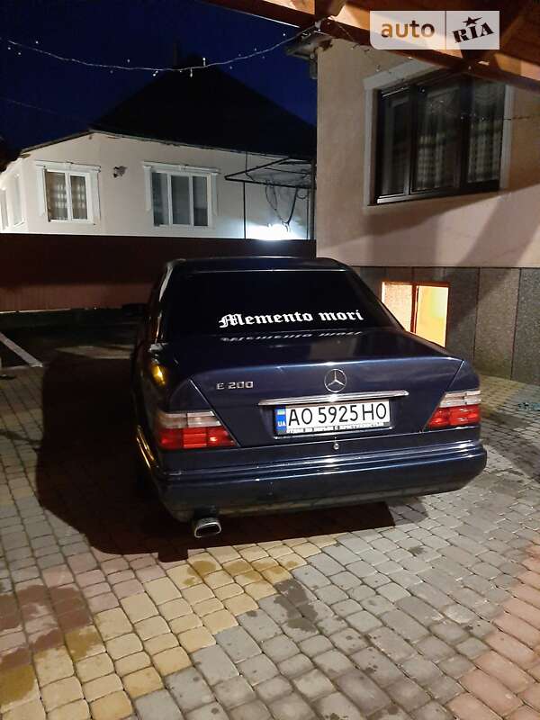 1994 mercedes-benz 200 e