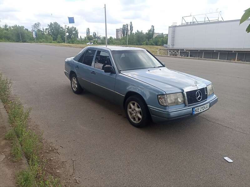 1985 mercedes-benz 200