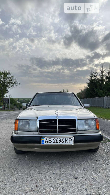 1986 mercedes-benz 200
