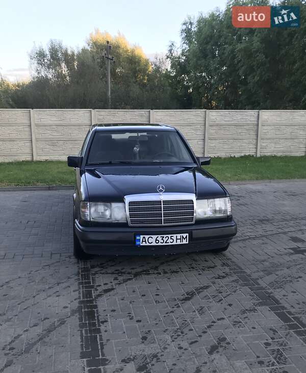 1986 mercedes-benz 200 e