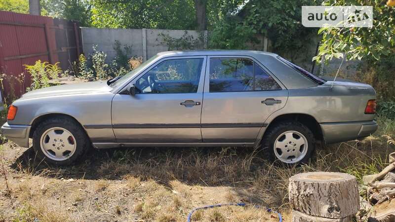 1988 mercedes-benz 200