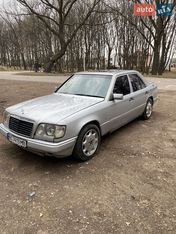 1990 mercedes-benz 200-e