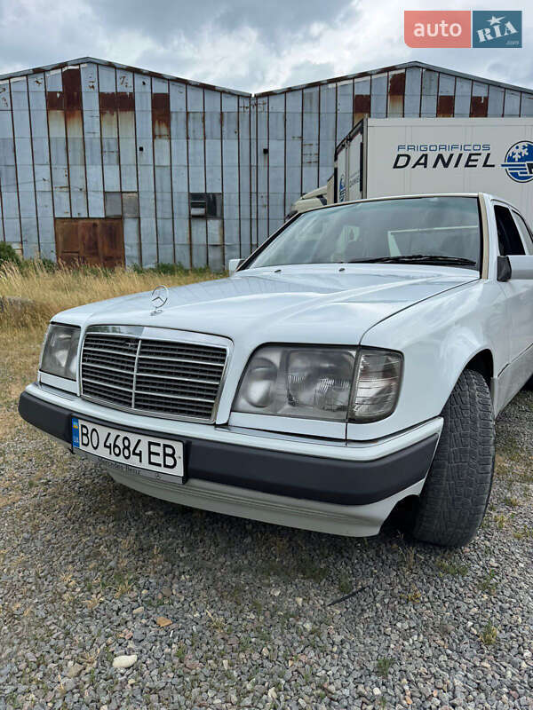 1993 mercedes-benz 124