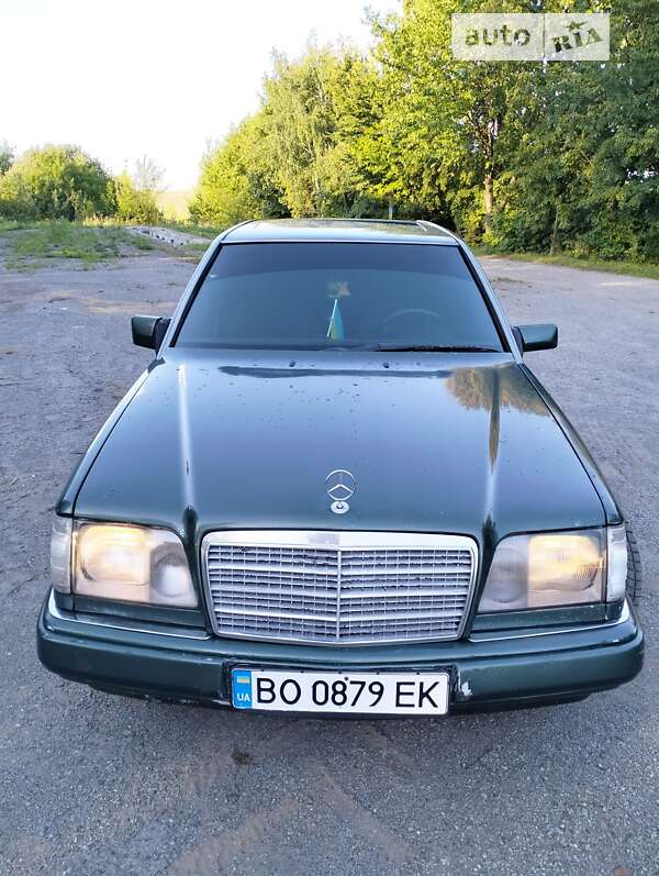 1995 mercedes-benz e 220