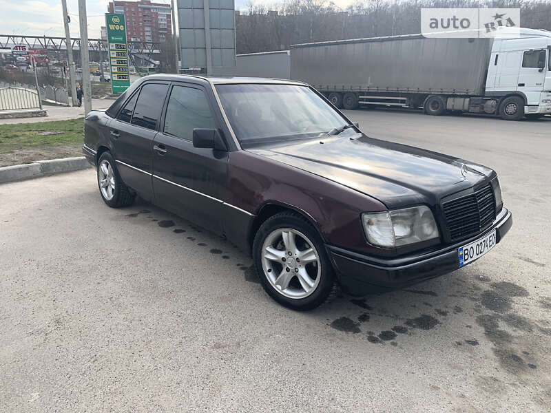 1995 mercedes-benz 220