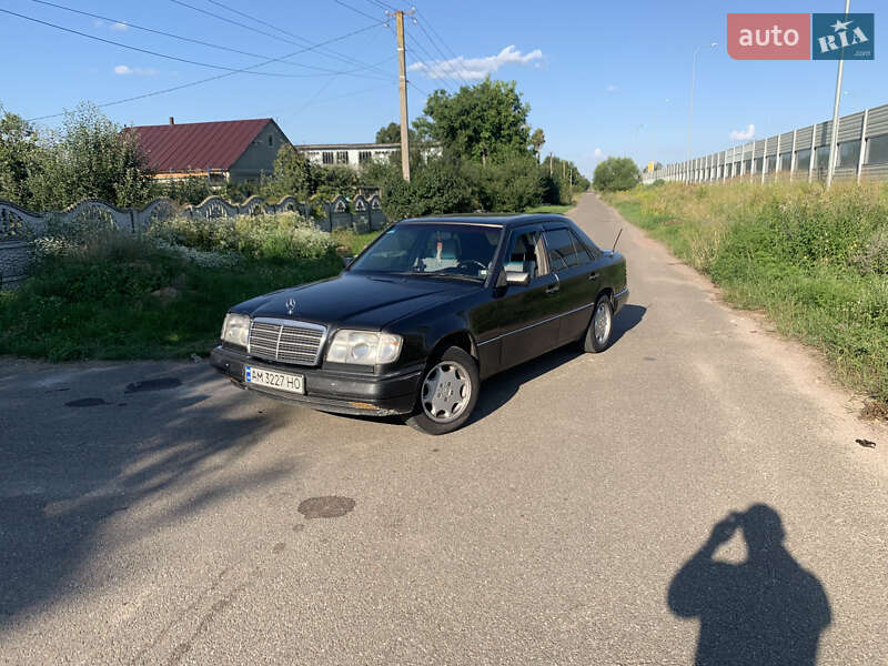 1995 mercedes-benz 220