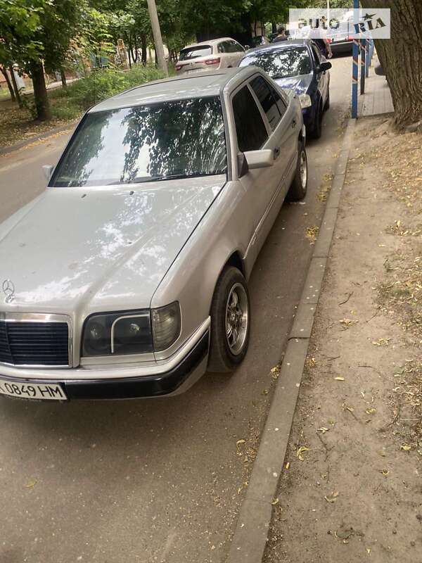 1986 mercedes-benz 230 e