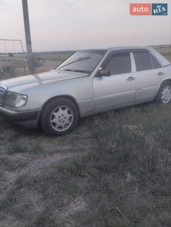 1987 mercedes-benz 300 d