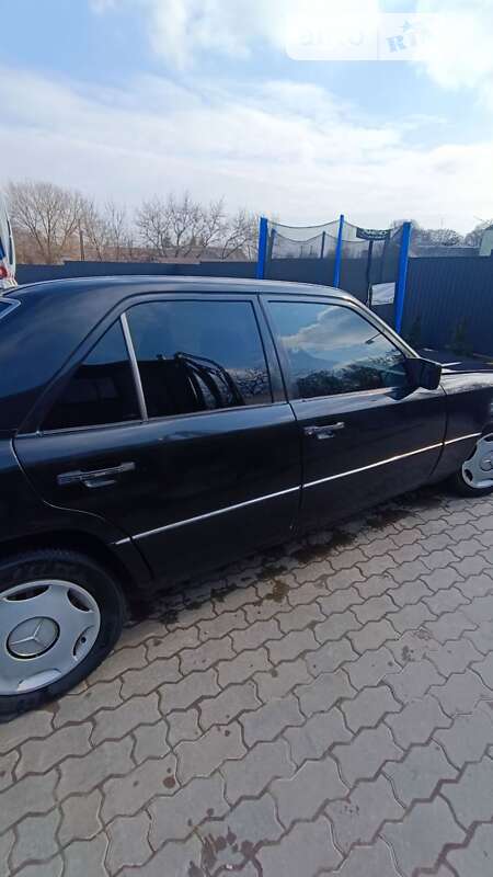 1990 mercedes-benz e-class